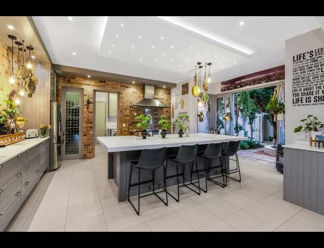 5 BEDROOM HOUSE FOR SALE IN DAINFERN GOLF ESTATE